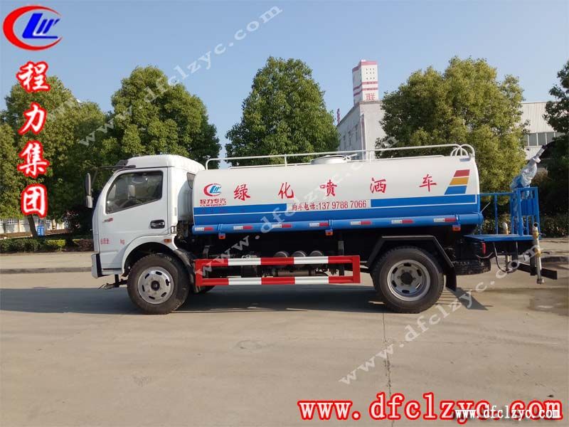 程力集團(tuán)國五福瑞卡多功能綠化灑水車